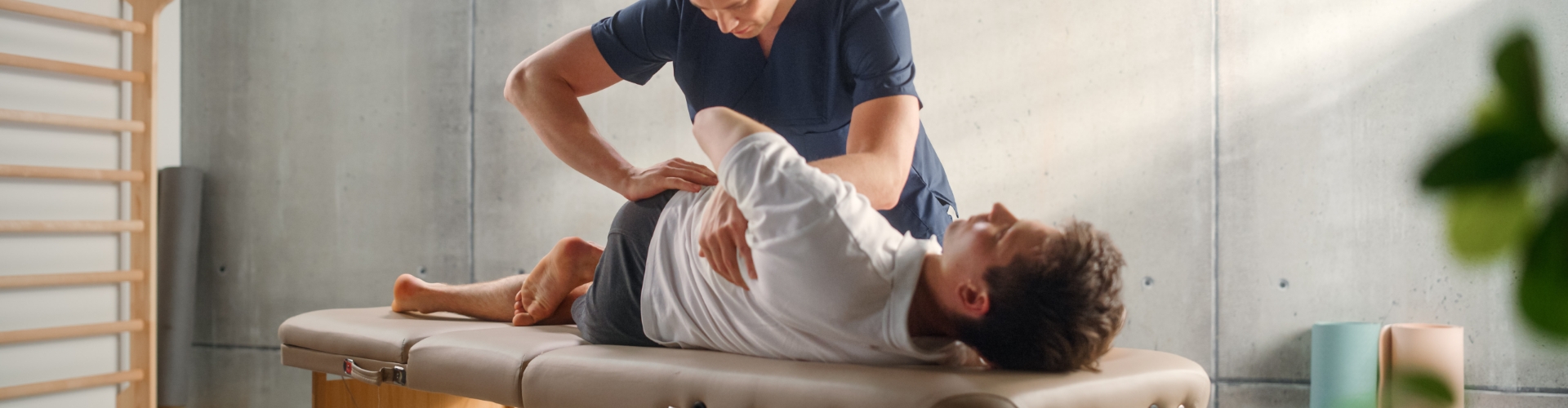 back-pain-and-sciatica-Advanced-Kinetics-Falls-Church-McLean-VA-header