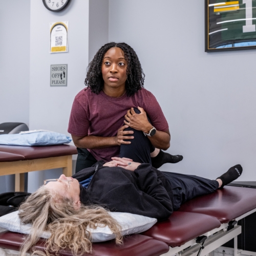 hip-and-knee-pain-Advanced-Kinetics-Falls-Church-McLean-VA